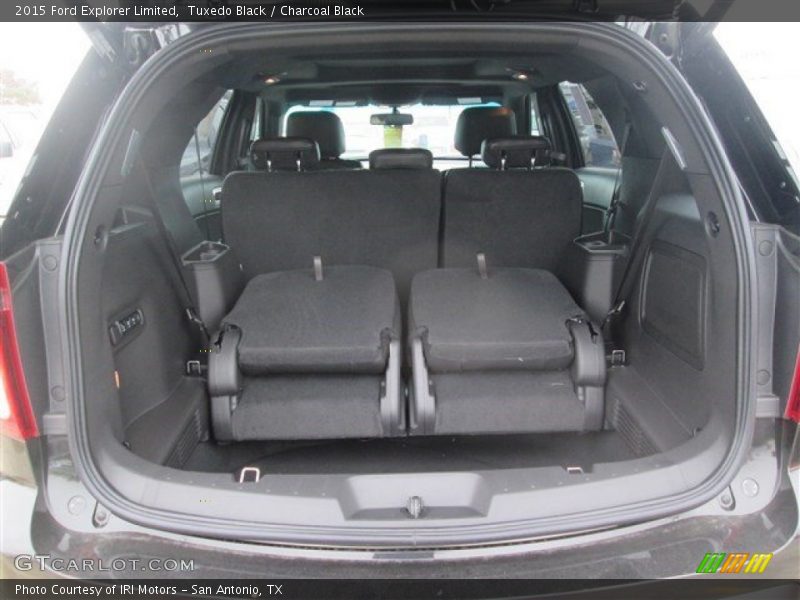 Tuxedo Black / Charcoal Black 2015 Ford Explorer Limited