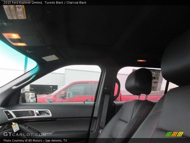Tuxedo Black / Charcoal Black 2015 Ford Explorer Limited