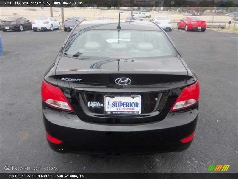 Ultra Black / Gray 2015 Hyundai Accent GLS