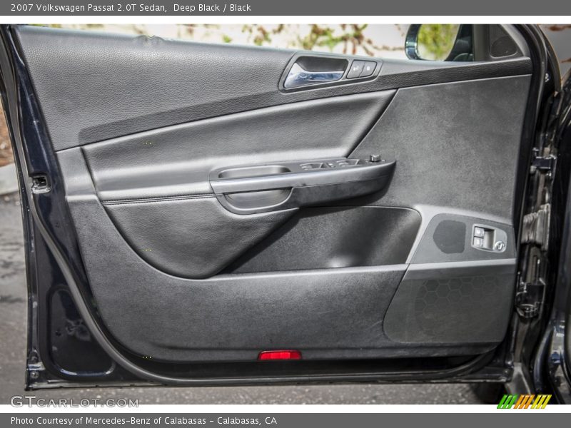 Deep Black / Black 2007 Volkswagen Passat 2.0T Sedan
