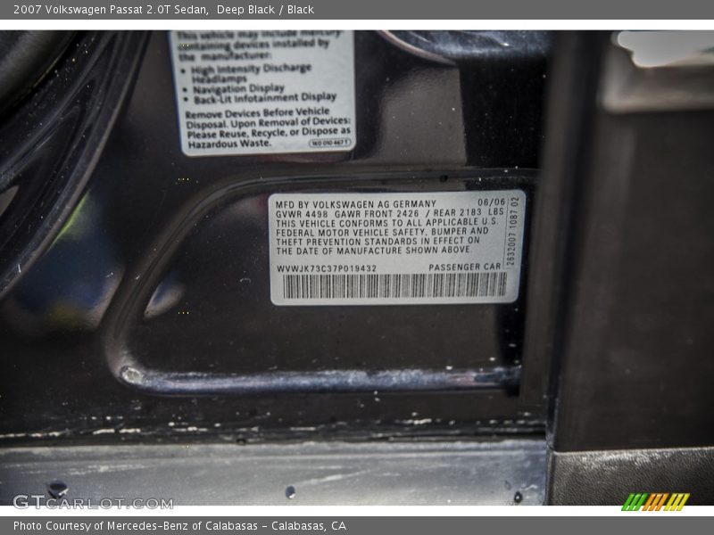 Deep Black / Black 2007 Volkswagen Passat 2.0T Sedan