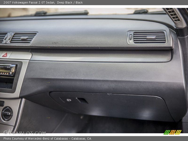 Deep Black / Black 2007 Volkswagen Passat 2.0T Sedan
