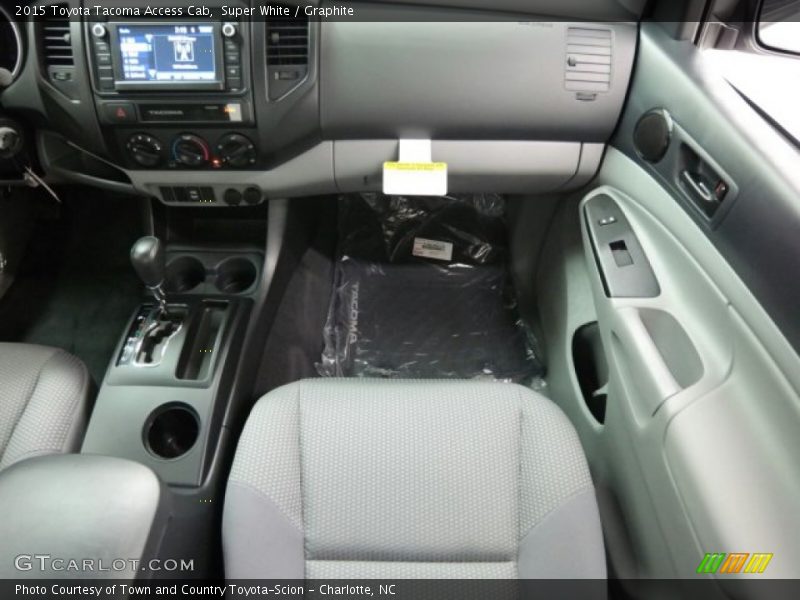 Super White / Graphite 2015 Toyota Tacoma Access Cab