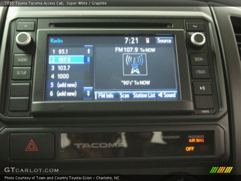 Super White / Graphite 2015 Toyota Tacoma Access Cab