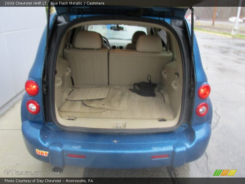 Blue Flash Metallic / Cashmere 2009 Chevrolet HHR LT