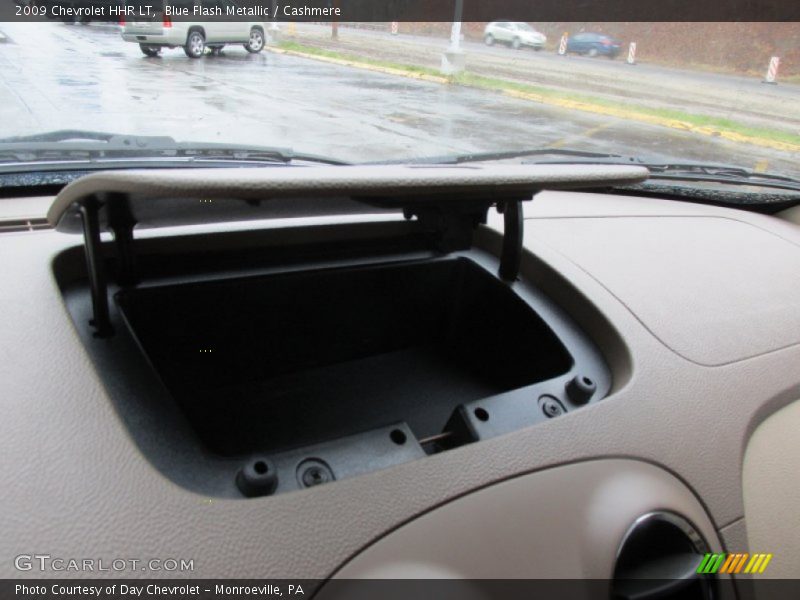 Blue Flash Metallic / Cashmere 2009 Chevrolet HHR LT