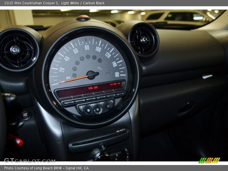 Light White / Carbon Black 2015 Mini Countryman Cooper S