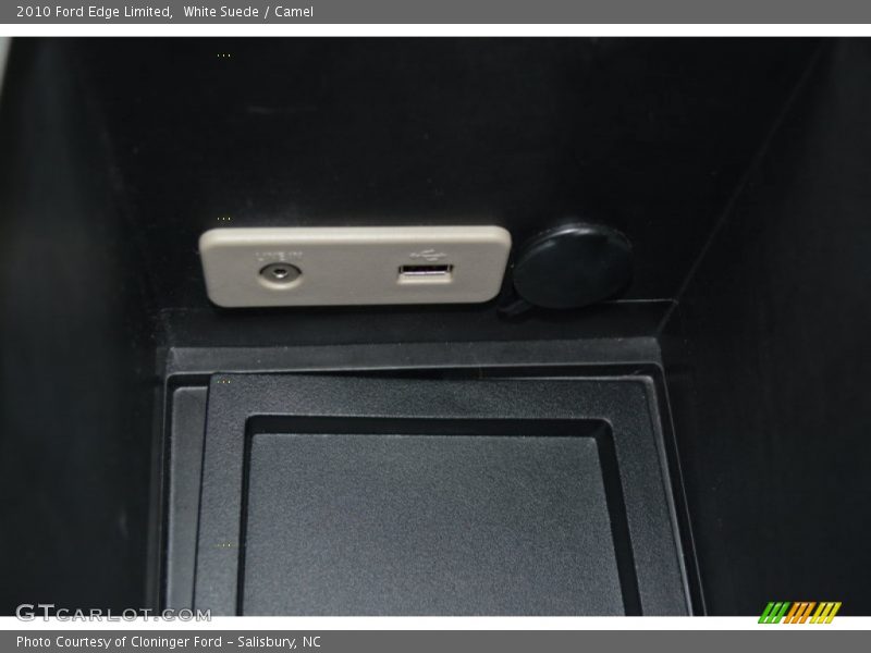 White Suede / Camel 2010 Ford Edge Limited