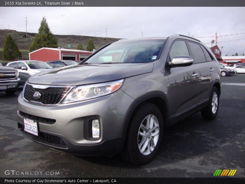 Titanium Silver / Black 2015 Kia Sorento LX