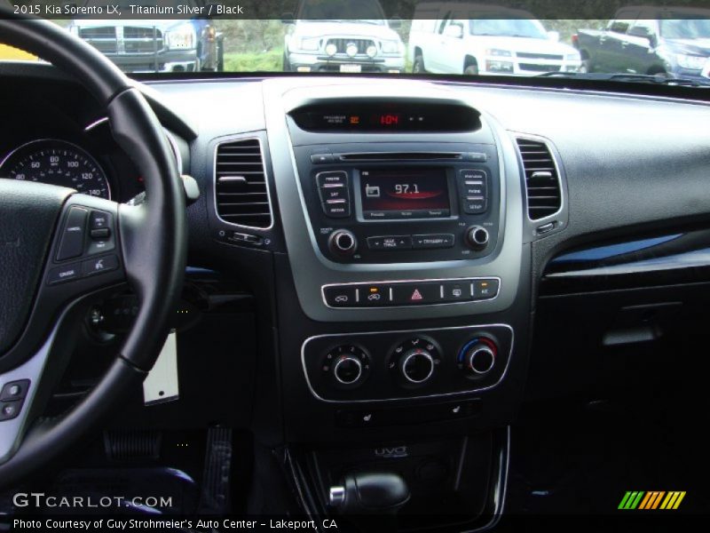 Titanium Silver / Black 2015 Kia Sorento LX