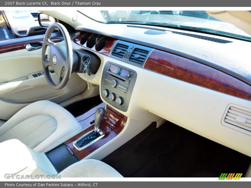 Black Onyx / Titanium Gray 2007 Buick Lucerne CX