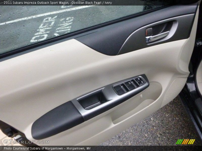 Obsidian Black Pearl / Ivory 2011 Subaru Impreza Outback Sport Wagon