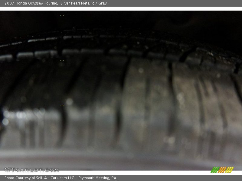 Silver Pearl Metallic / Gray 2007 Honda Odyssey Touring