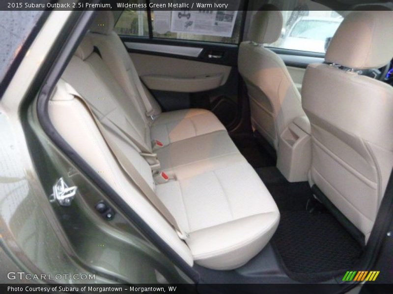 Wilderness Green Metallic / Warm Ivory 2015 Subaru Outback 2.5i Premium