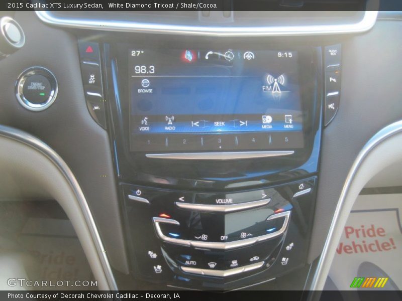 White Diamond Tricoat / Shale/Cocoa 2015 Cadillac XTS Luxury Sedan