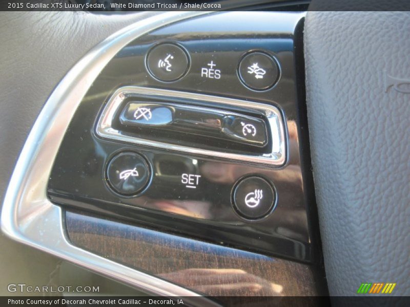 White Diamond Tricoat / Shale/Cocoa 2015 Cadillac XTS Luxury Sedan