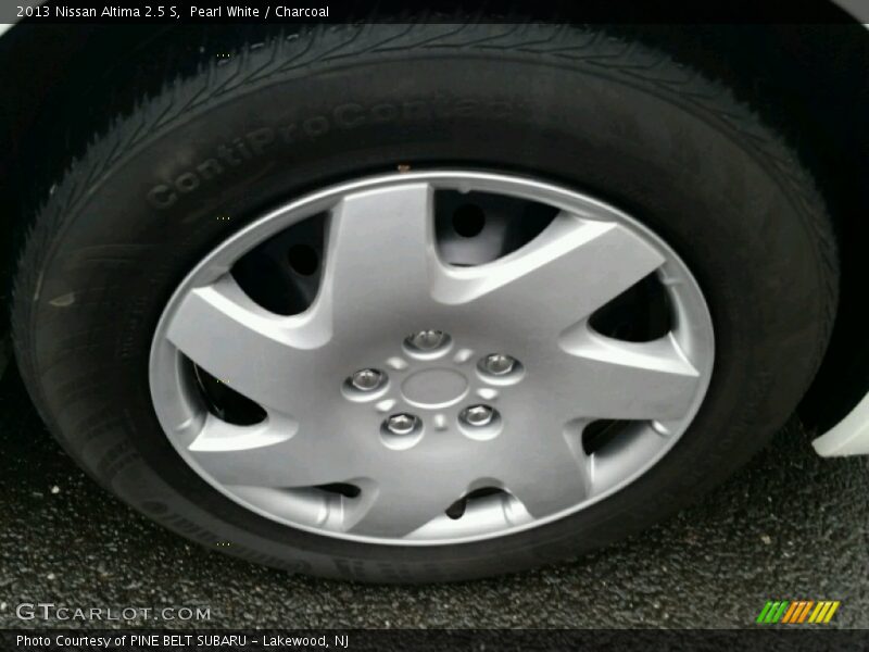 Pearl White / Charcoal 2013 Nissan Altima 2.5 S