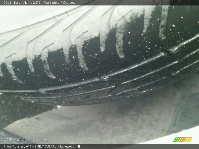 Pearl White / Charcoal 2013 Nissan Altima 2.5 S