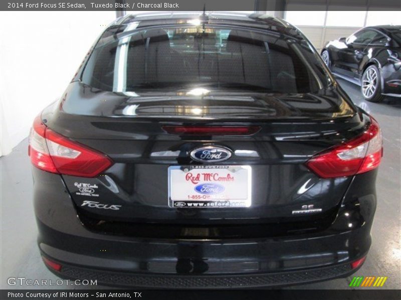 Tuxedo Black / Charcoal Black 2014 Ford Focus SE Sedan
