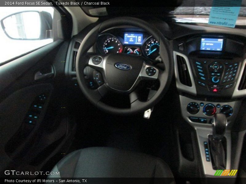 Tuxedo Black / Charcoal Black 2014 Ford Focus SE Sedan