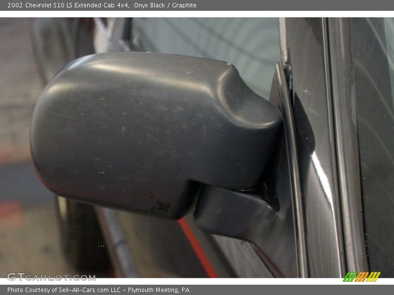 Onyx Black / Graphite 2002 Chevrolet S10 LS Extended Cab 4x4