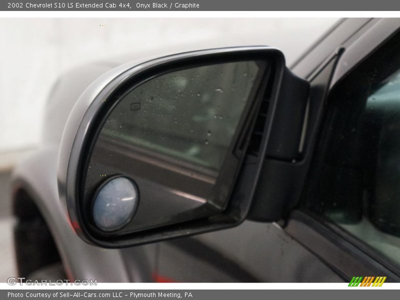 Onyx Black / Graphite 2002 Chevrolet S10 LS Extended Cab 4x4