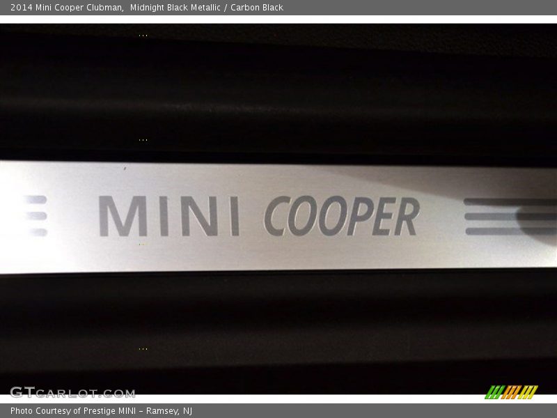 Midnight Black Metallic / Carbon Black 2014 Mini Cooper Clubman
