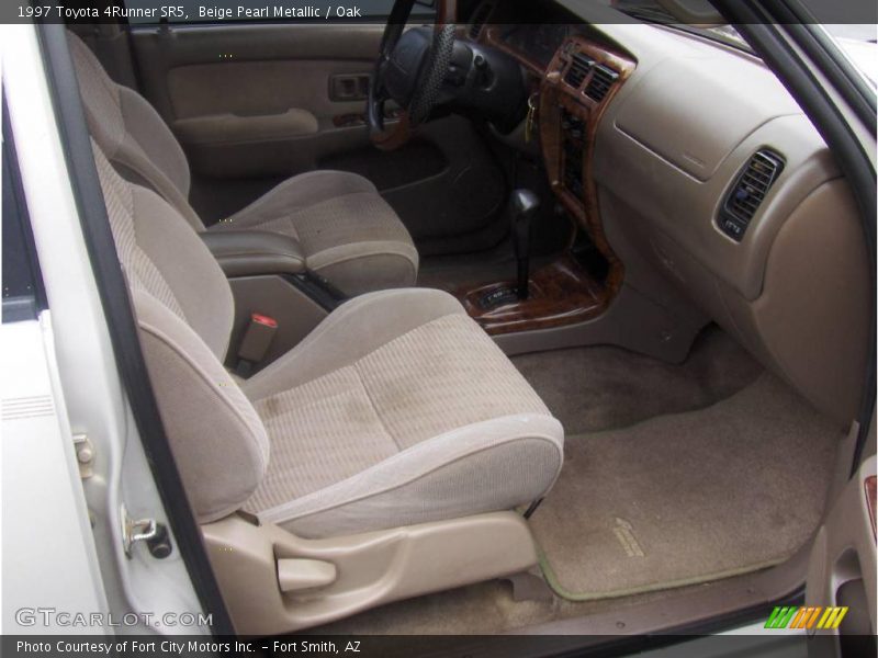 Beige Pearl Metallic / Oak 1997 Toyota 4Runner SR5
