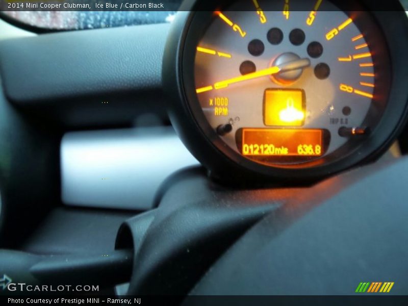 Ice Blue / Carbon Black 2014 Mini Cooper Clubman