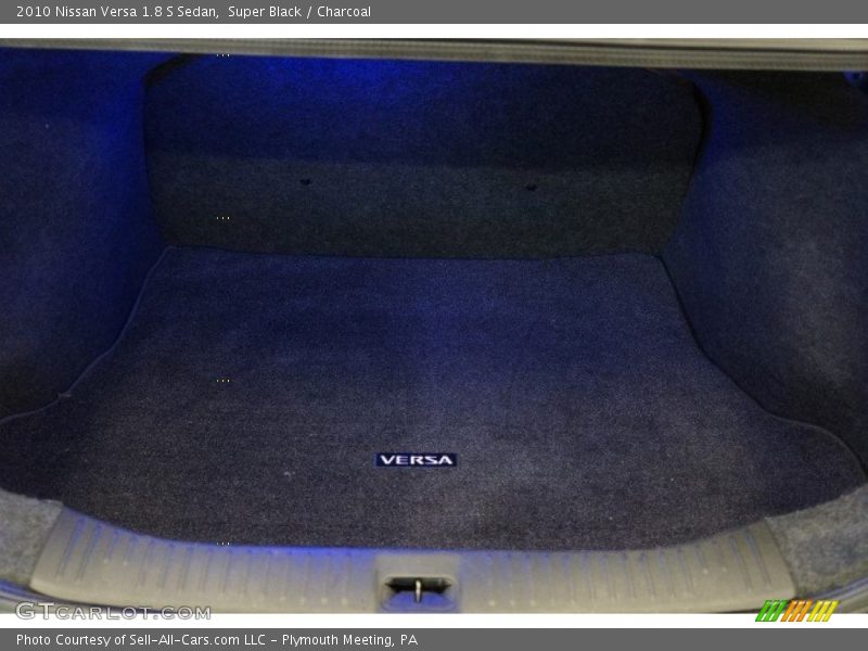 Super Black / Charcoal 2010 Nissan Versa 1.8 S Sedan