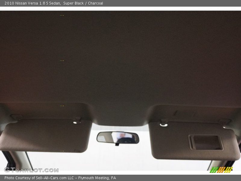 Super Black / Charcoal 2010 Nissan Versa 1.8 S Sedan