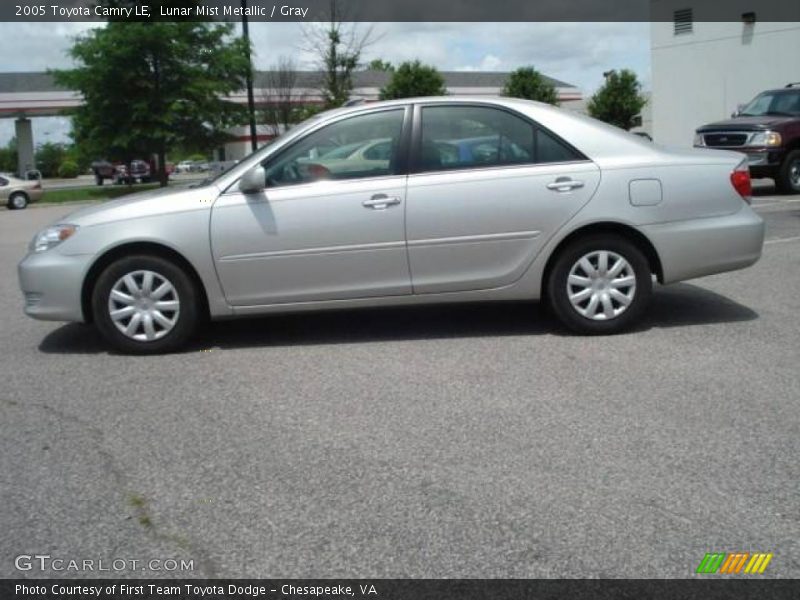 Lunar Mist Metallic / Gray 2005 Toyota Camry LE