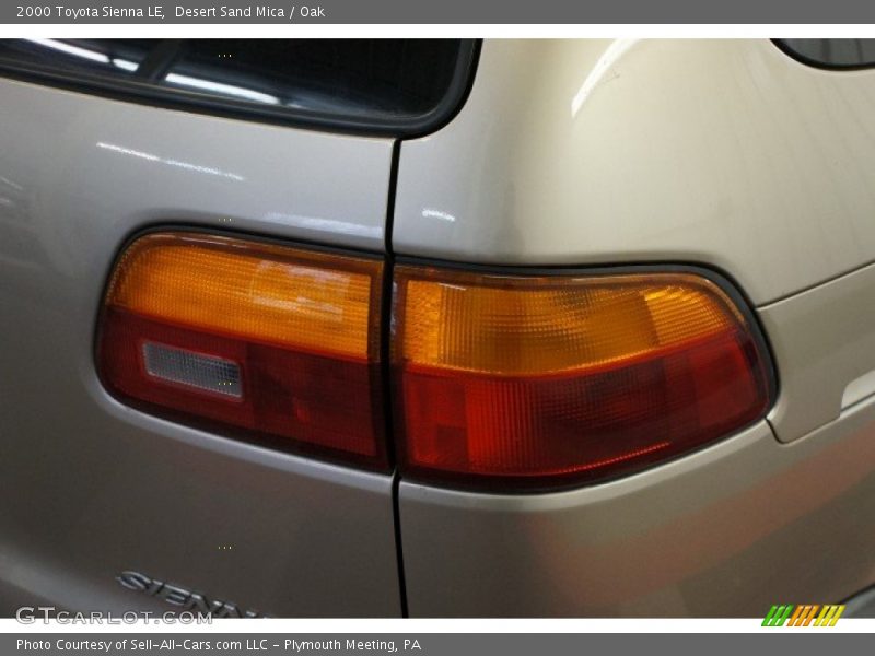 Desert Sand Mica / Oak 2000 Toyota Sienna LE