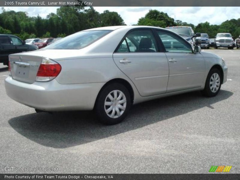 Lunar Mist Metallic / Gray 2005 Toyota Camry LE