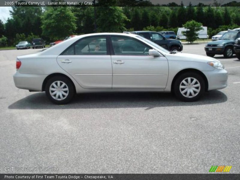 Lunar Mist Metallic / Gray 2005 Toyota Camry LE