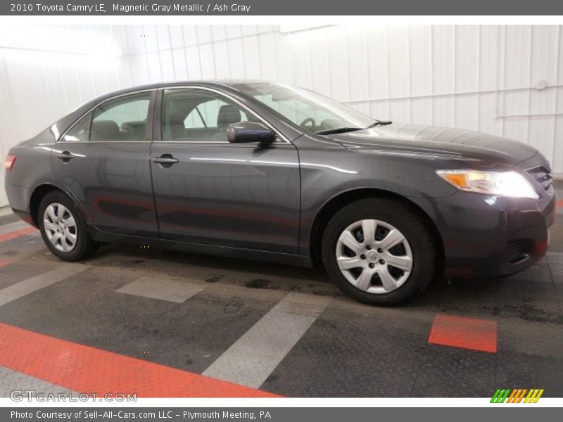 Magnetic Gray Metallic / Ash Gray 2010 Toyota Camry LE