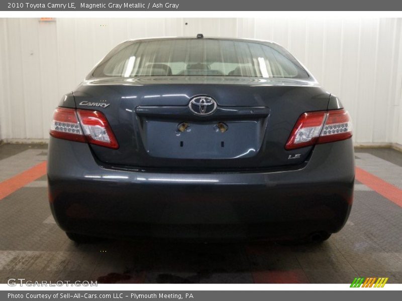 Magnetic Gray Metallic / Ash Gray 2010 Toyota Camry LE