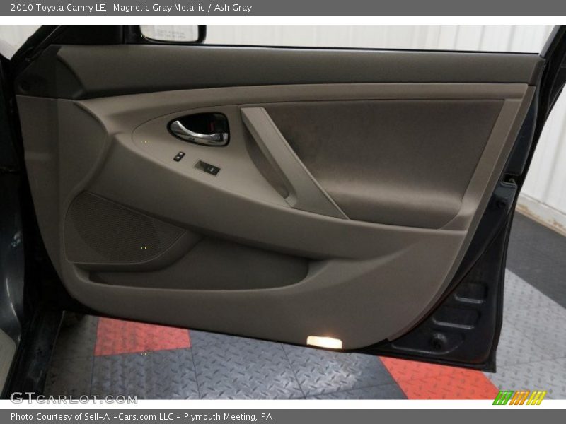 Magnetic Gray Metallic / Ash Gray 2010 Toyota Camry LE