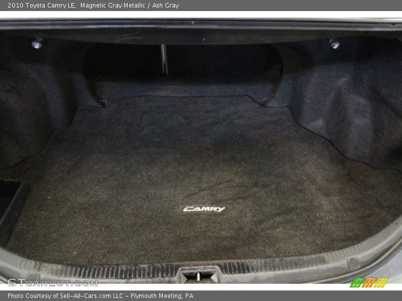 Magnetic Gray Metallic / Ash Gray 2010 Toyota Camry LE