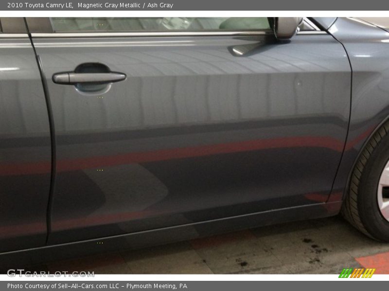 Magnetic Gray Metallic / Ash Gray 2010 Toyota Camry LE
