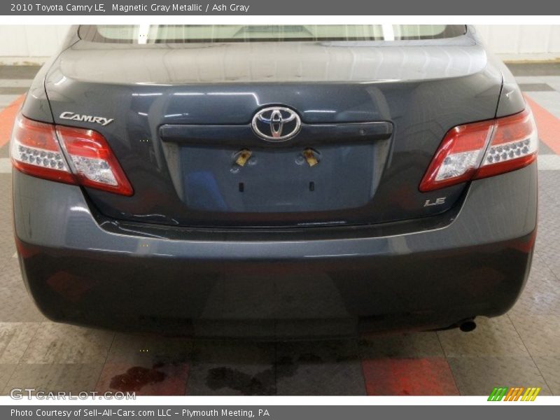 Magnetic Gray Metallic / Ash Gray 2010 Toyota Camry LE