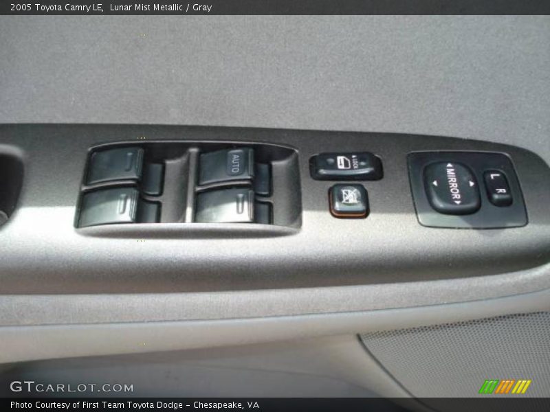 Lunar Mist Metallic / Gray 2005 Toyota Camry LE