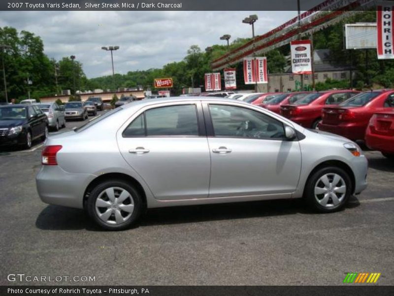 Silver Streak Mica / Dark Charcoal 2007 Toyota Yaris Sedan