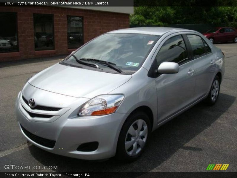 Silver Streak Mica / Dark Charcoal 2007 Toyota Yaris Sedan