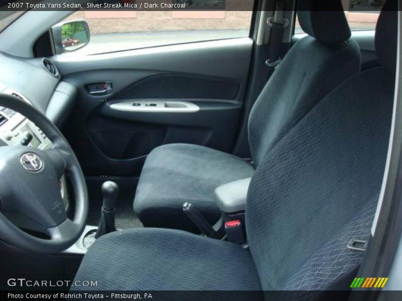 Silver Streak Mica / Dark Charcoal 2007 Toyota Yaris Sedan