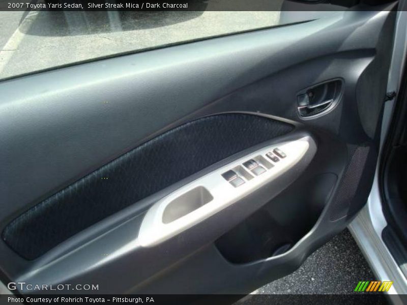Silver Streak Mica / Dark Charcoal 2007 Toyota Yaris Sedan