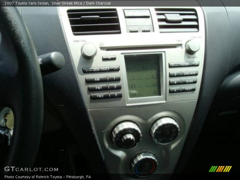 Silver Streak Mica / Dark Charcoal 2007 Toyota Yaris Sedan