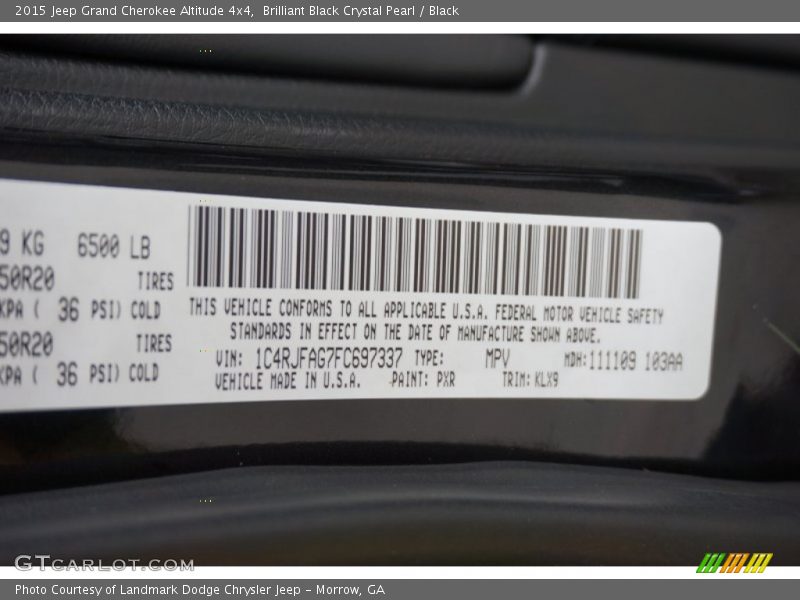 Brilliant Black Crystal Pearl / Black 2015 Jeep Grand Cherokee Altitude 4x4