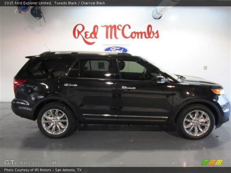 Tuxedo Black / Charcoal Black 2015 Ford Explorer Limited
