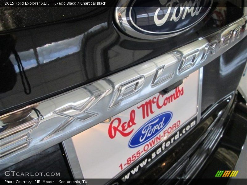 Tuxedo Black / Charcoal Black 2015 Ford Explorer XLT